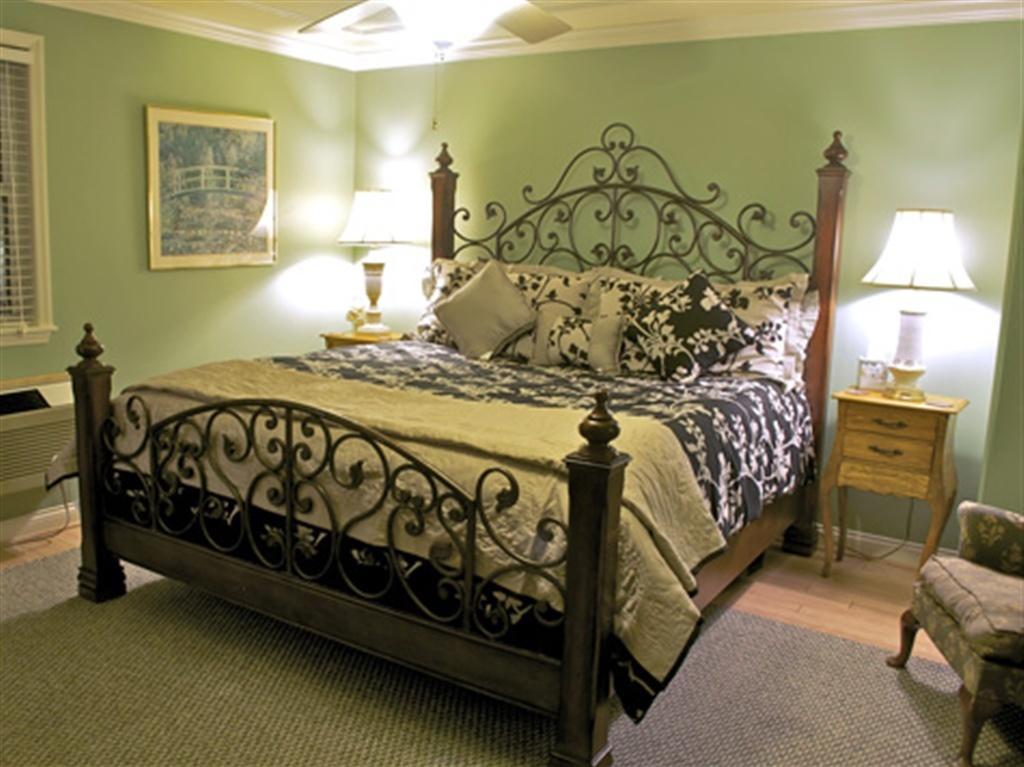 Garden Walk Inn Lookout Mountain Room photo